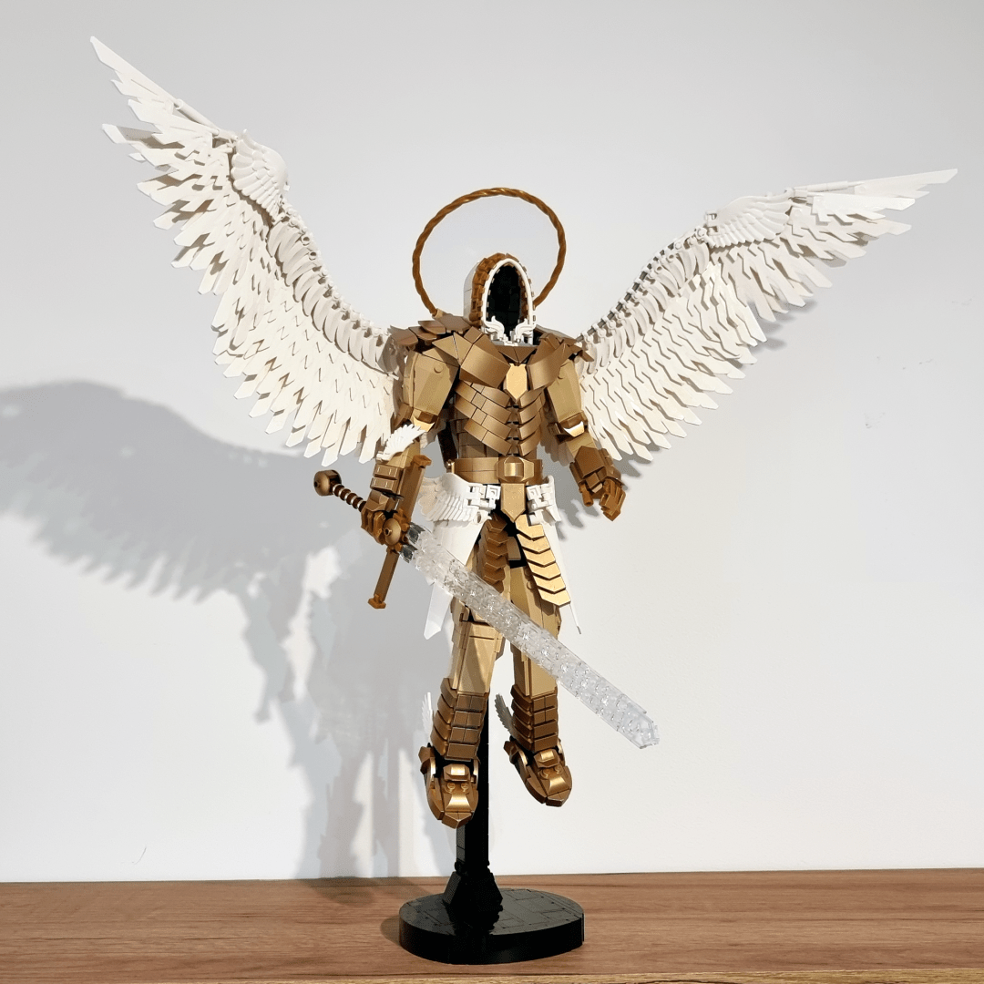 翅膀绝对是最惊艳的部分,这样整齐排列的羽翼一定花费了gauntlet不少