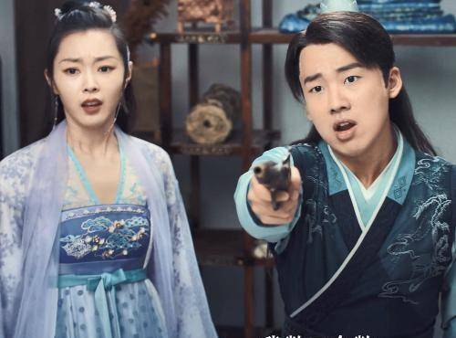 二是楼舒婉和苏檀儿聊天时,都回想起小时候往事.