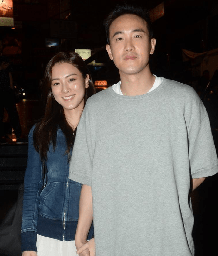 曾志伟对俩儿媳态度反差,曾公开呵斥她离开曾家_王敏奕_张可_黎瑞刚