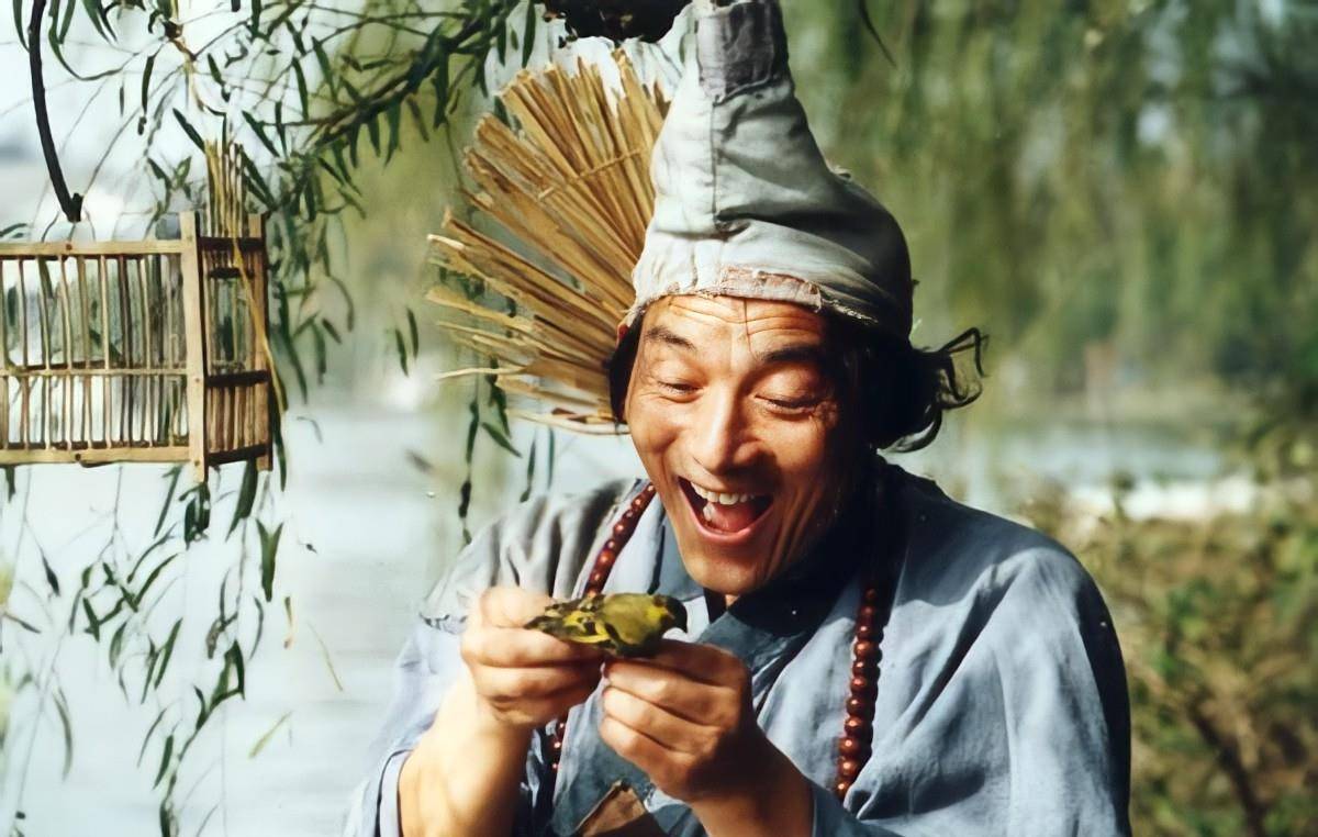 游本昌:52岁演济公成名,却因妻子患病退圈,缘起佛门又皈依佛门_表演