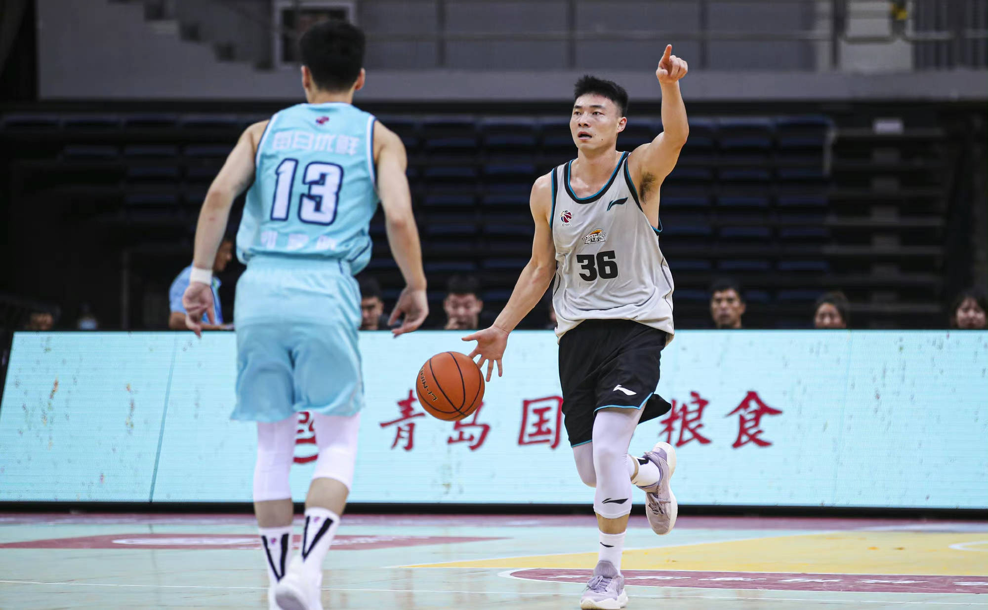 原创13分3篮板辽宁男篮内线爆发新星8分5篮板两主力0分不思进取