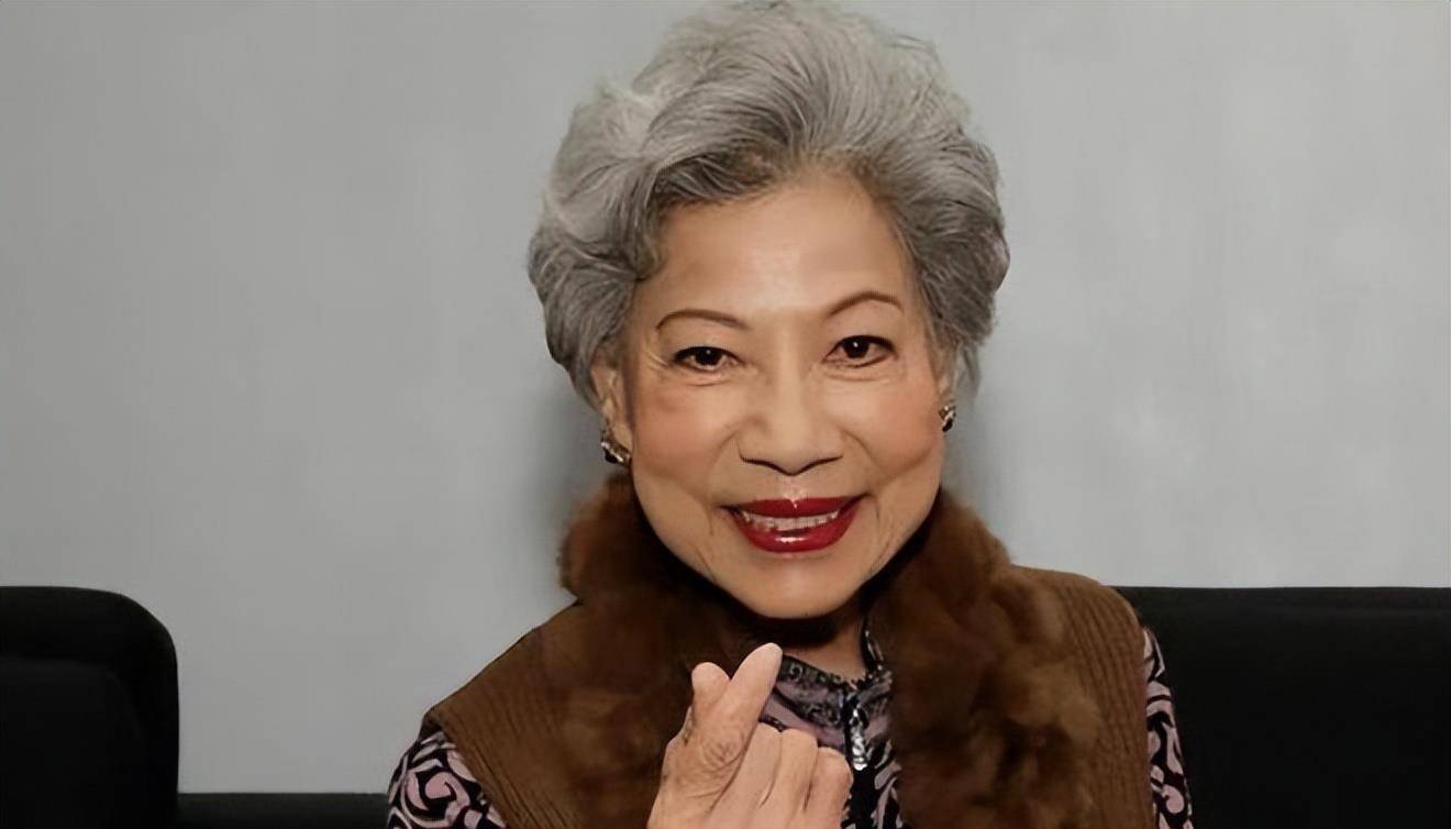 现年87岁的香港明星罗兰医院安排了这件事,尸体是免费捐赠的,古天乐没