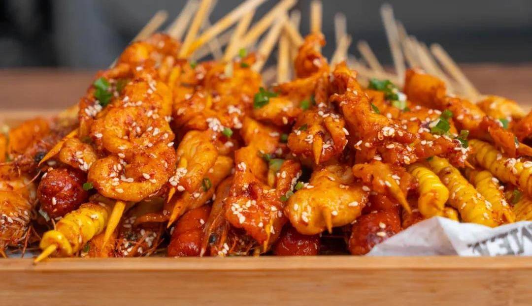 家庭炸串做法,随便就能做一大盘,健康又安心_食材_热油_酱料