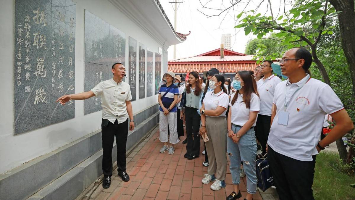 尚志碑林(尚志烈士陵園),趙一曼紀念園,《暴風驟雨》紀念館