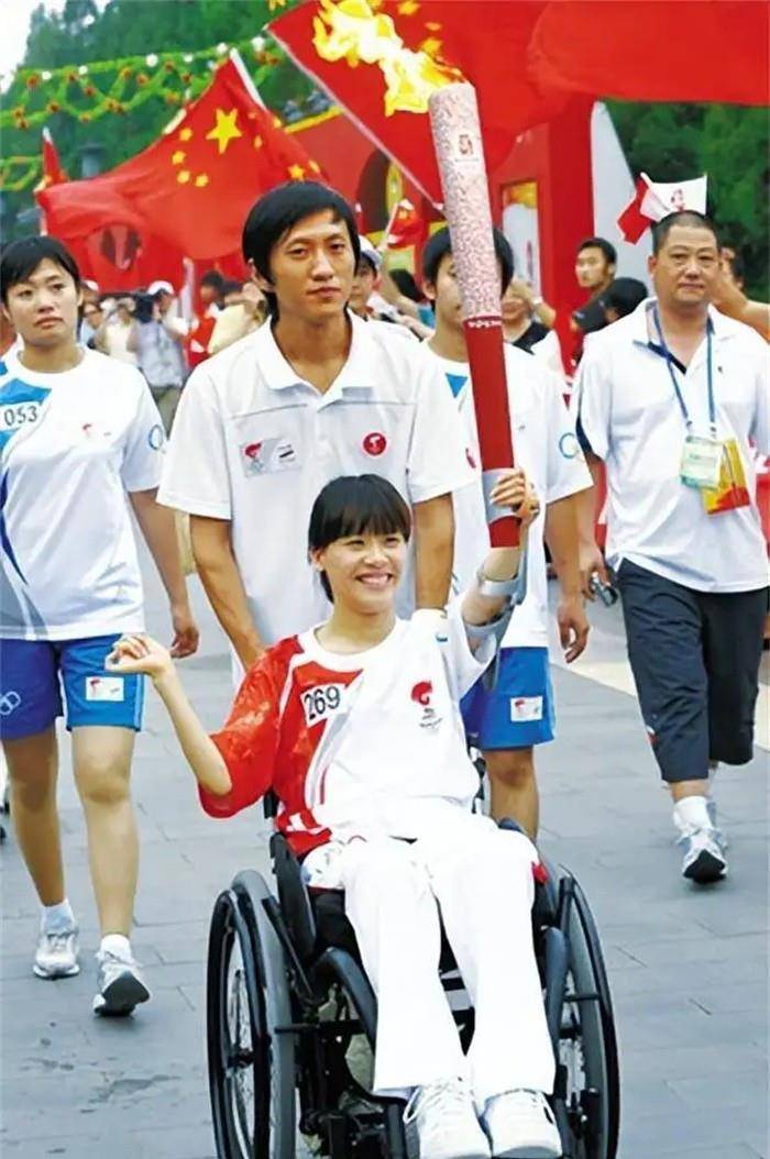 跳马皇后桑兰:17岁高位截瘫,32岁嫁富豪,老公北京深圳豪宅在手_体操