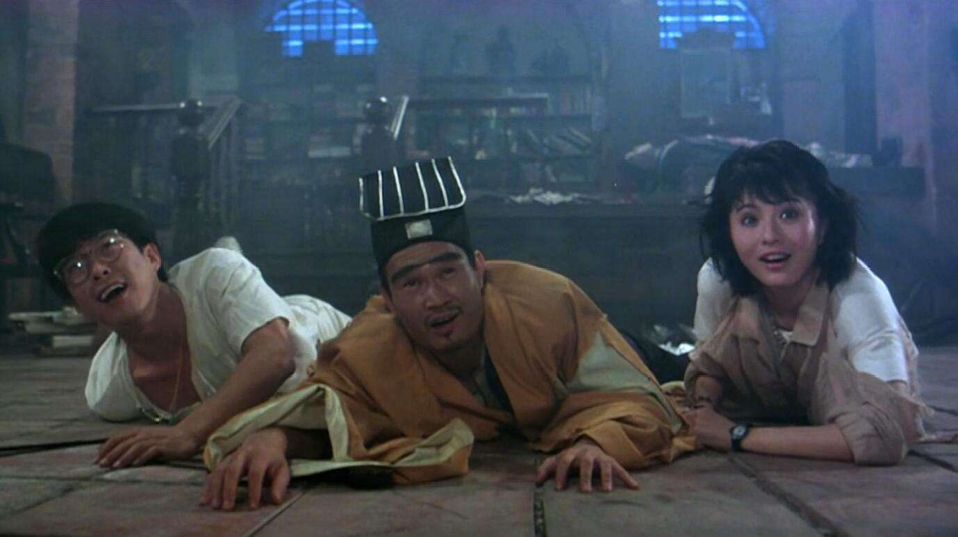 英叔的电影里,出现过各种各样的灵异生物,狐妖,蛇妖,僵尸,泰邪法,吸血