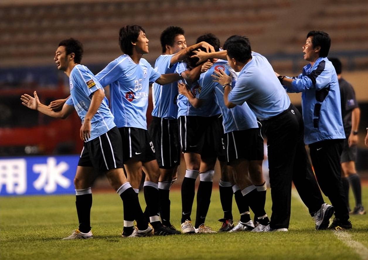 原创             12年前的今天大连实德3-0北京国安，中超赛季主场首胜！14位出场球员今何在？