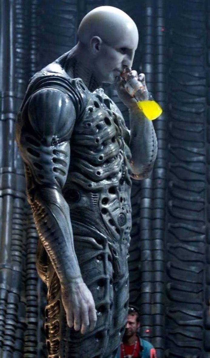 人类反向创造了造物主?《普罗米修斯》工程师诞生全记录