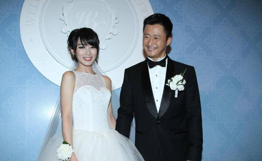 她是吴京前女友,与富商相恋遭遇分手,今却成到菜市场卖鱼的境地