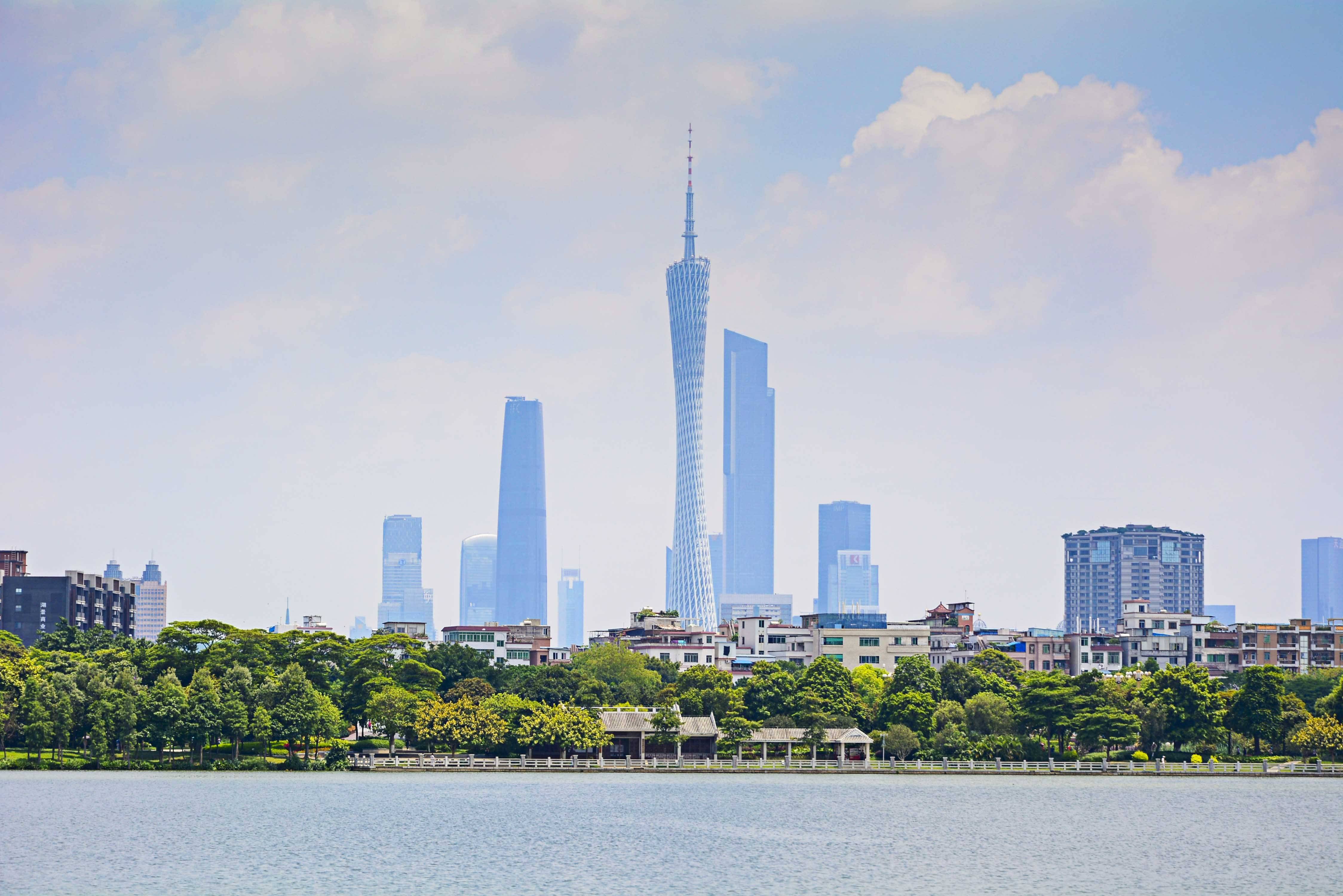 城市垃圾处理新型数据中心广州探索提升城市算力推动能源综合利用