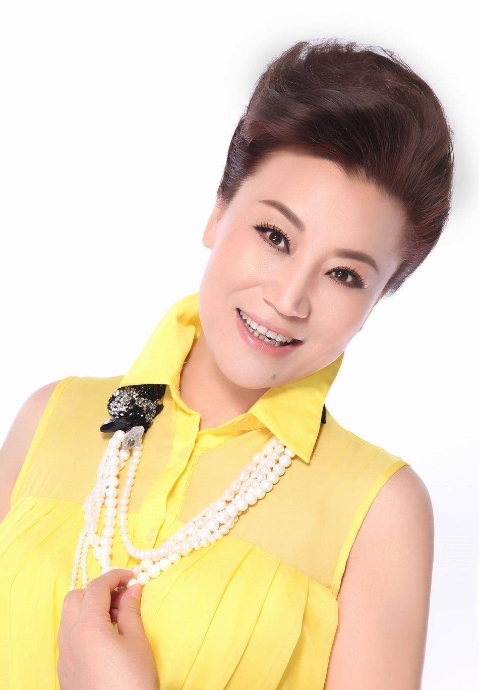 奶奶临终前收回"小香玉"艺名_陈百玲_豫剧_常香玉