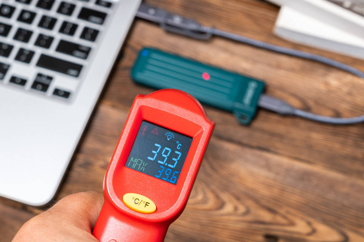 穿上散热马甲，站稳10Gbps传输速度，ORICO M.2 NVMe移动硬盘盒评测