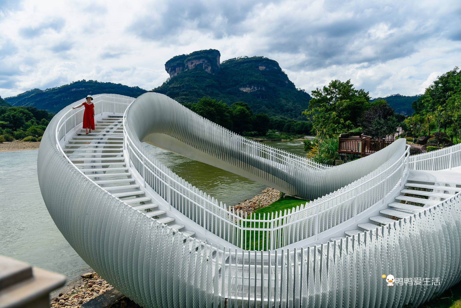 武夷山旅游最不累的方式崇阳溪边漫步六大网红观景台打卡