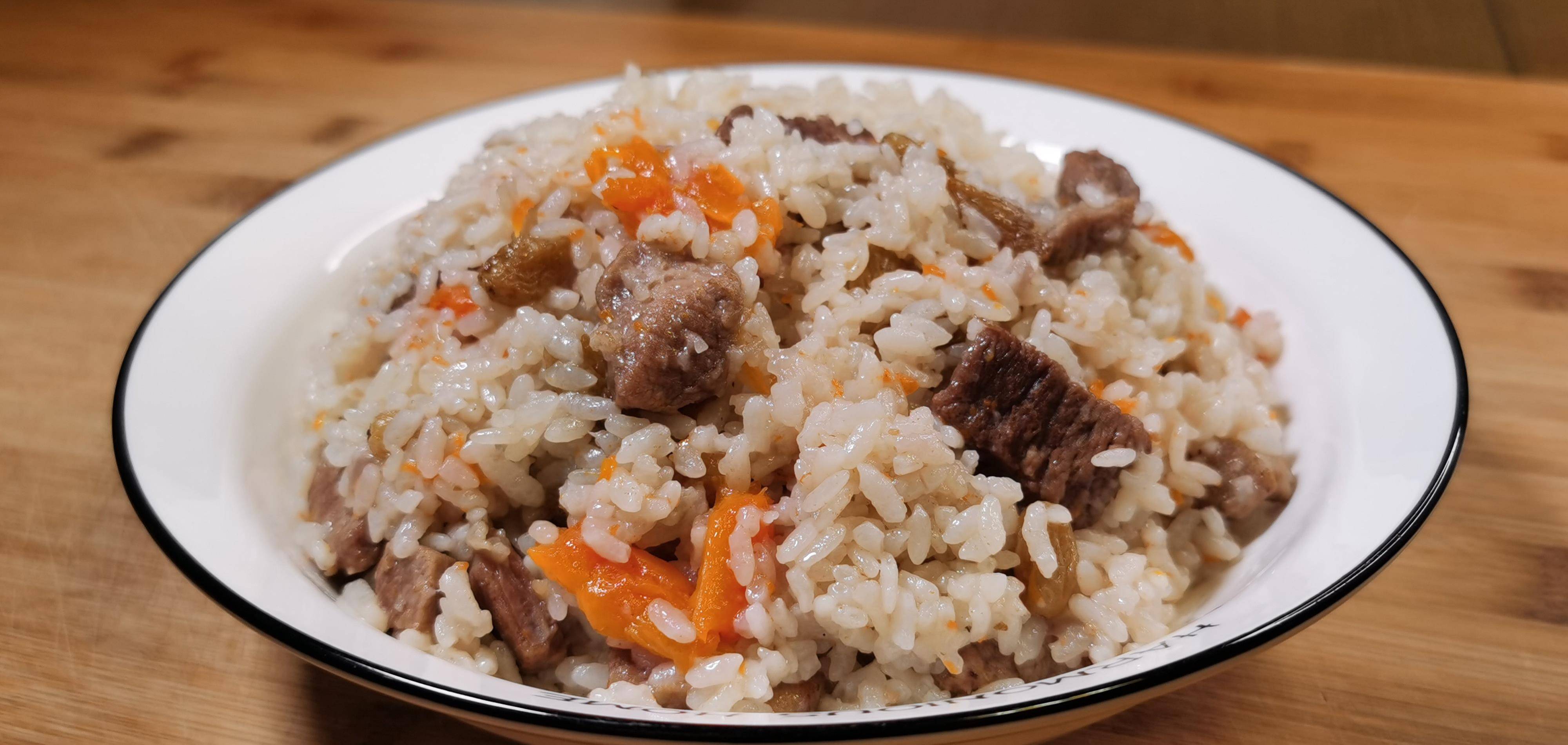 羊肉抓饭家常做法,简单好吃有营养,原汁原味就能吃到新疆美食_胡萝卜