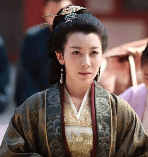 朱七七变身康姨妈,天真烂漫变得满心算计,张棪琰的改变看得见