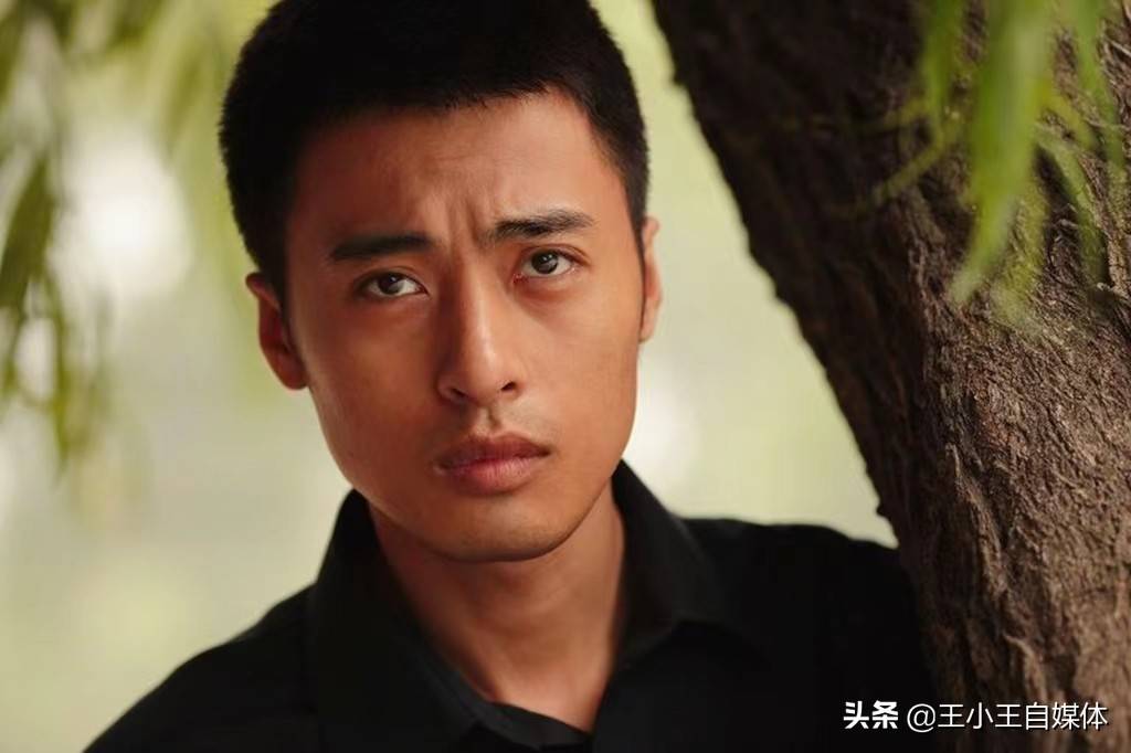 尽管他后来参演了许多电视剧,但只有赵红兵这个角色令人难忘.