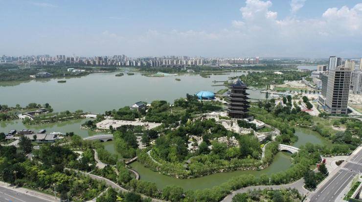 阅海天山熙湖,优渥的城市资源