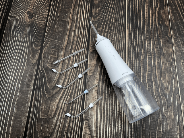 红酒俱乐部·昨天 19:17想和心动的ta告白?纳美美白牙膏为你