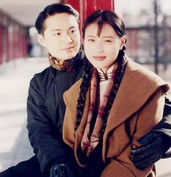 58岁"咆哮帝"马景涛:戏里痴情小生,戏外强吻女星_电视剧_唐韵_状态