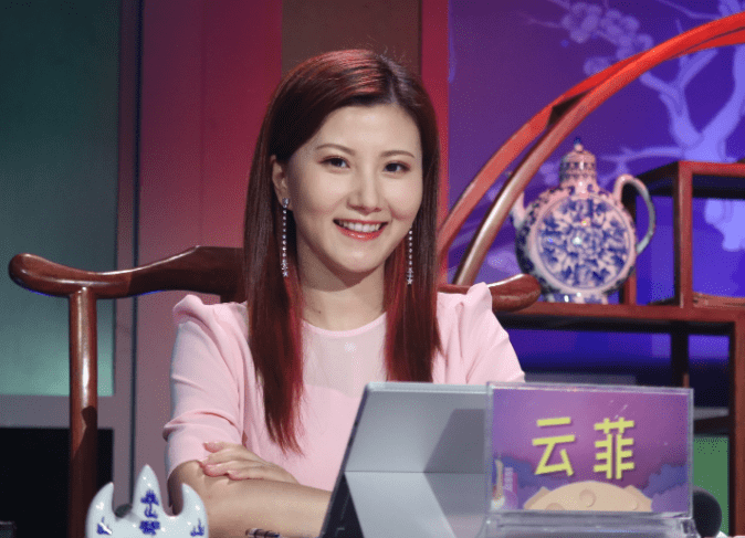 的主持人云菲,40岁的她成为了广东主持界的不老女神_节目_梁宇_李静雯