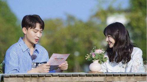 原创张恒国外带娃生活曝光没有豪华别墅小屋杂乱堆满奶粉