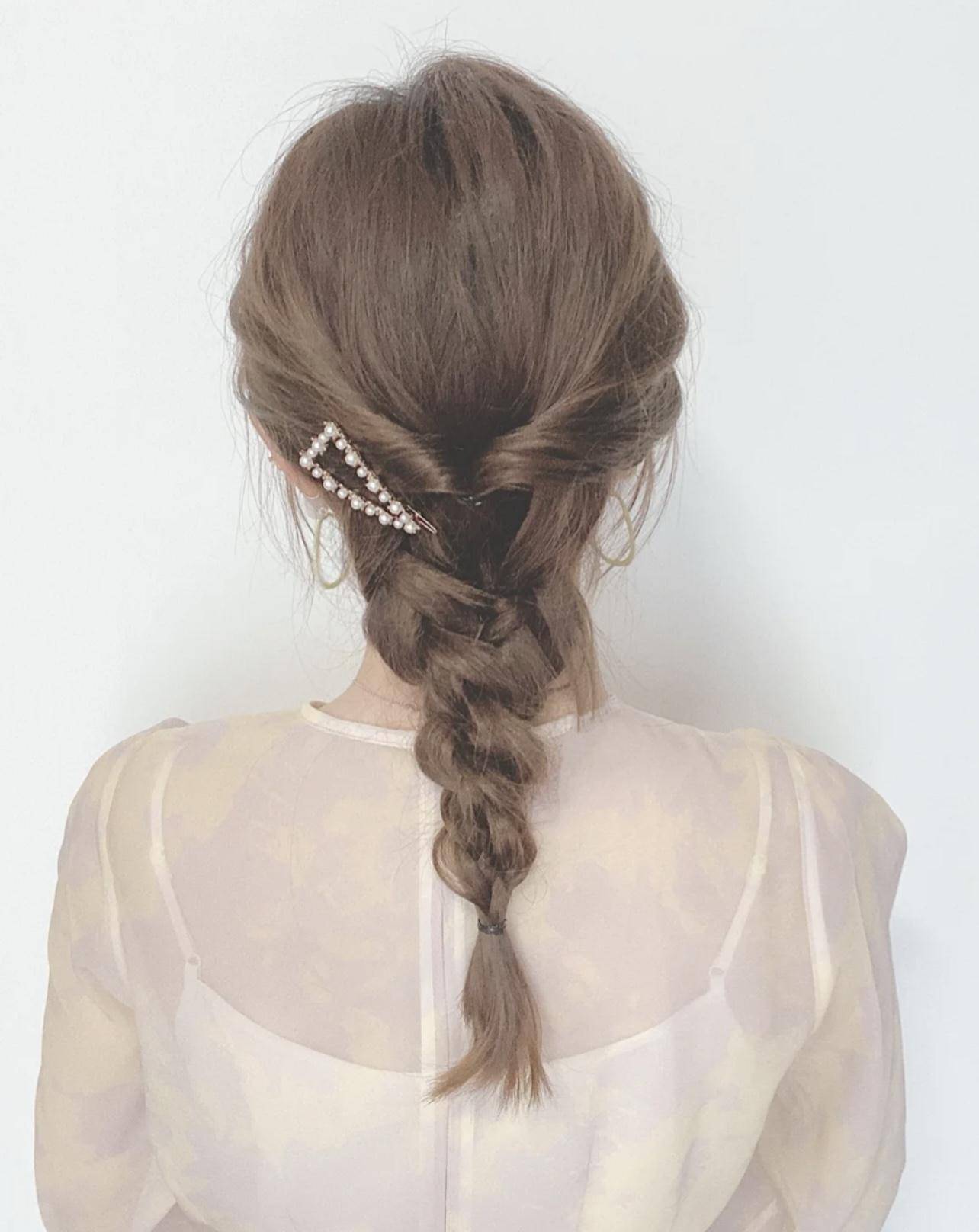 教你几个编发教程,简单好学,学会编发提升气质_头发_马尾_头顶