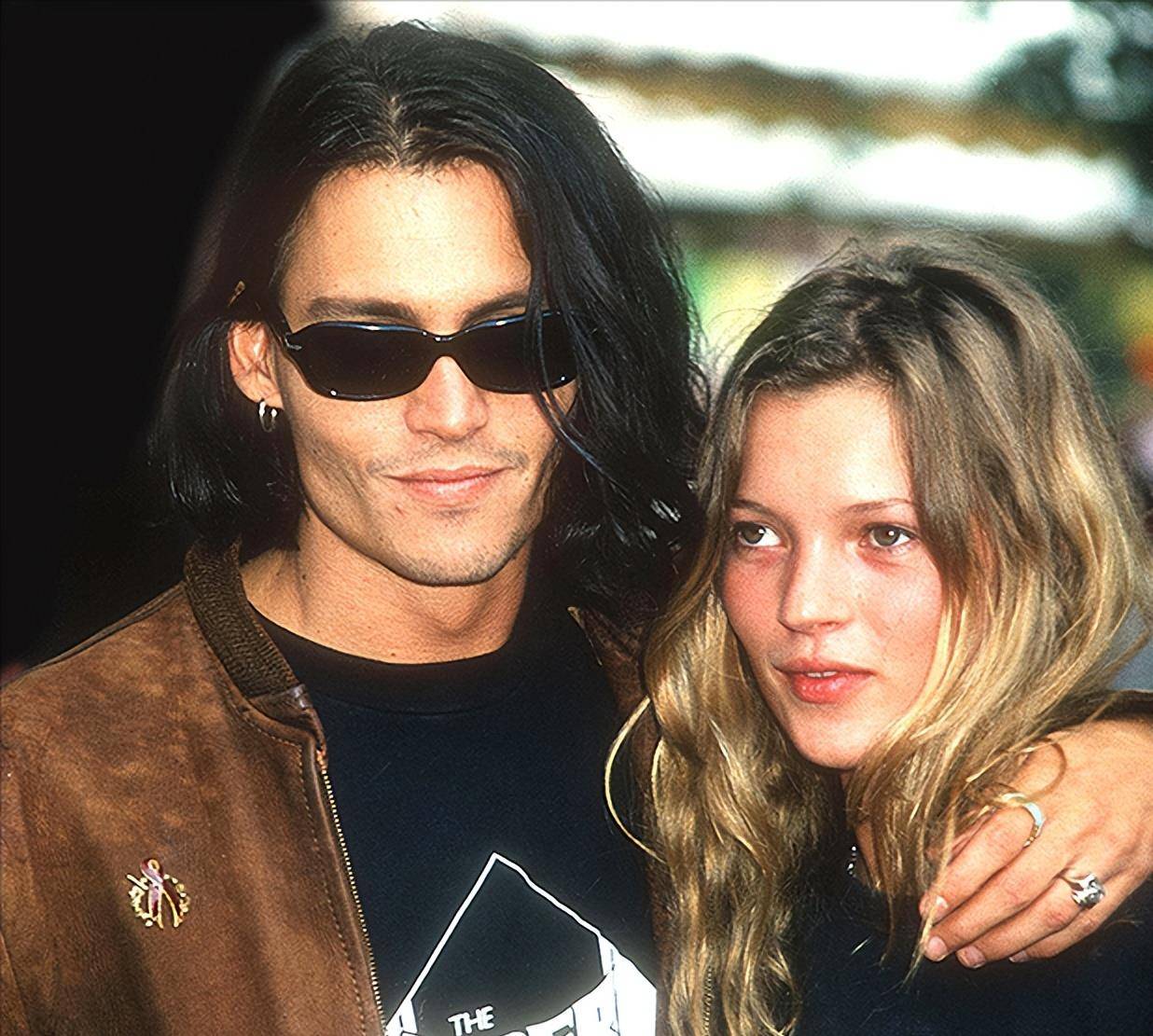 凯特摩丝为前男友约翰尼德普作证二人恋情至今仍是好莱坞佳话