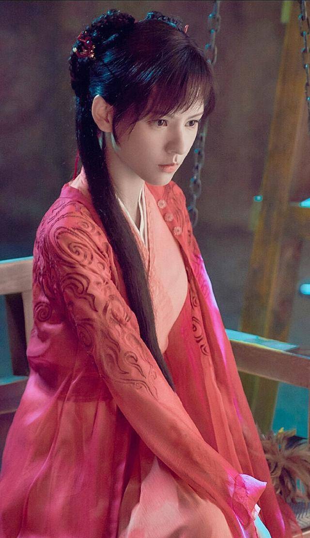 原创古装热播剧中七大女星红衣装扮袁冰妍霸气黄灿灿令人意想不到