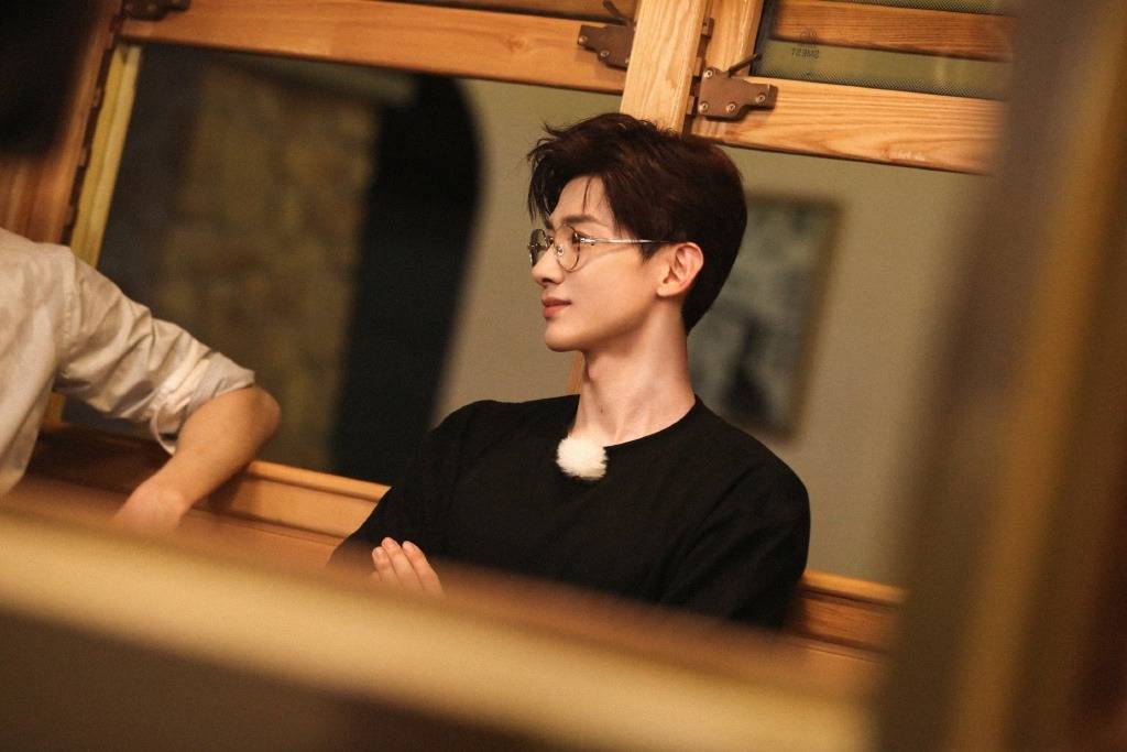 白敬亭让人梦回了明星大侦探极限挑战这一期的立意真的好牛