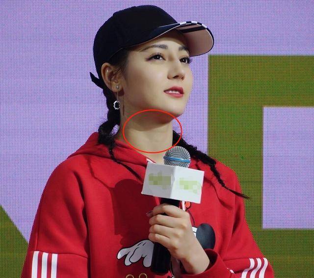 原创颈纹明显的明星周冬雨赵露思纹路太深杨超越鞠婧祎也难逃脱