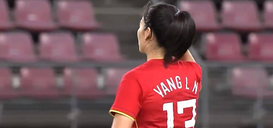 下午6点20分！CCTV5直播中国女足VS日本队水青霞大招王霜开赛