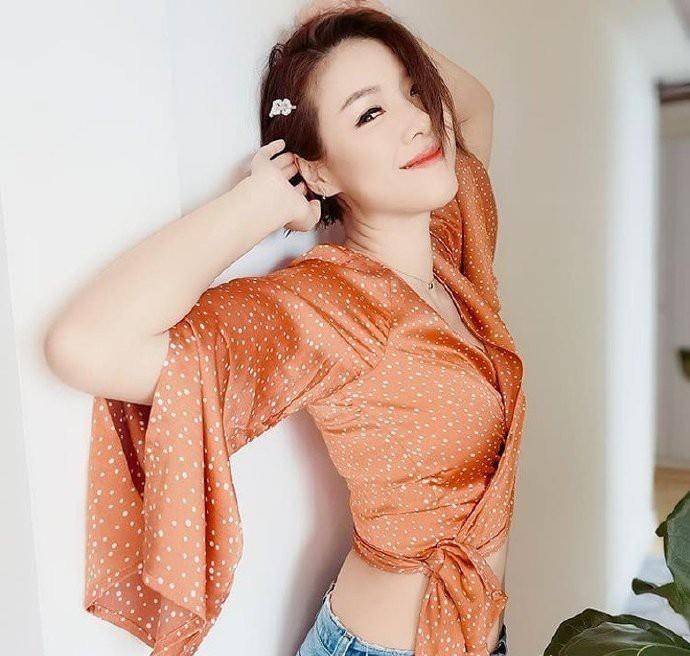 原创tvb花旦事业巅峰期息影与一姐失之交臂老公愧疚表示太自私