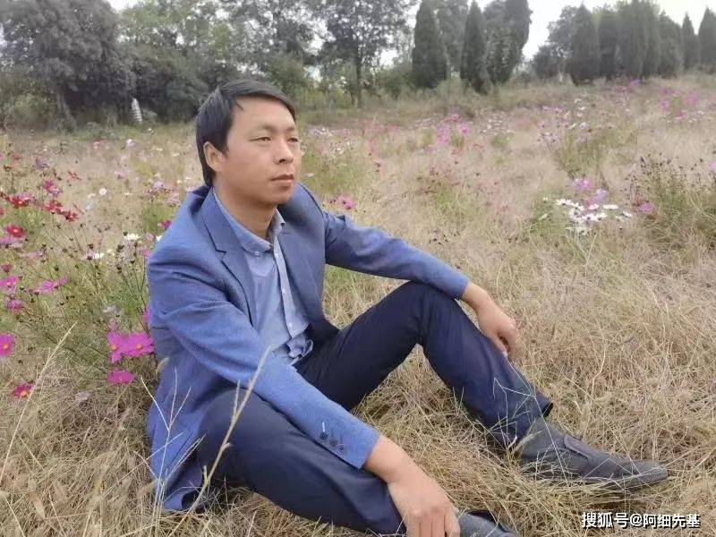 李世武 | 论活态史诗传承人的多重社会职能论——以彝族支系罗罗颇呗玛为例