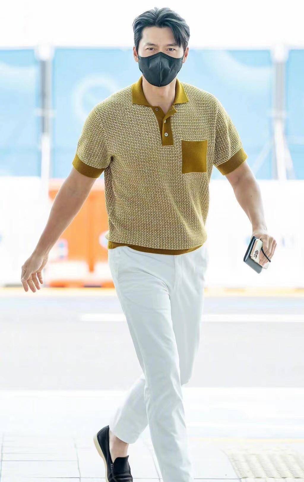 玄彬当爸后首次公开亮相!