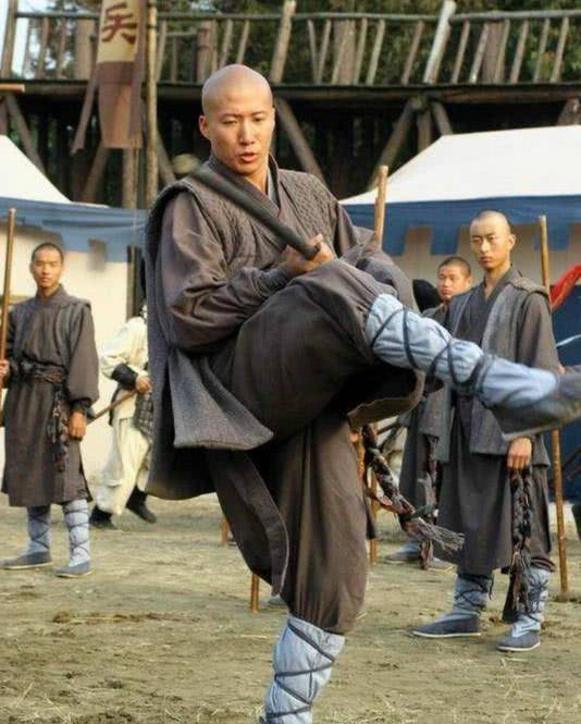 中国古代最厉害的武将,武功天下第一,一人一剑单挑整个少林寺_俞大猷