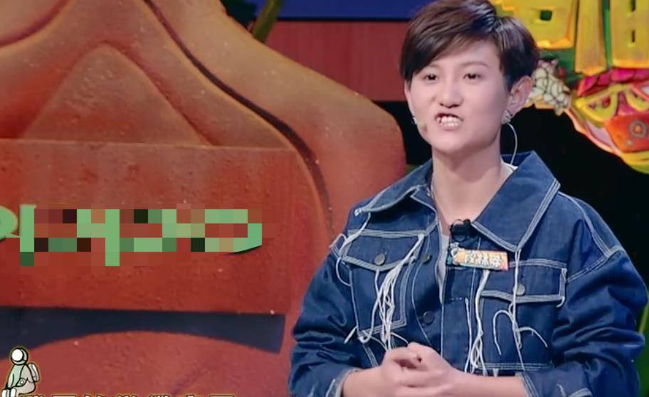 快女冠军段林希近照,身形消瘦巴掌脸抢镜,初中毕业后辍学惹人怜_音乐