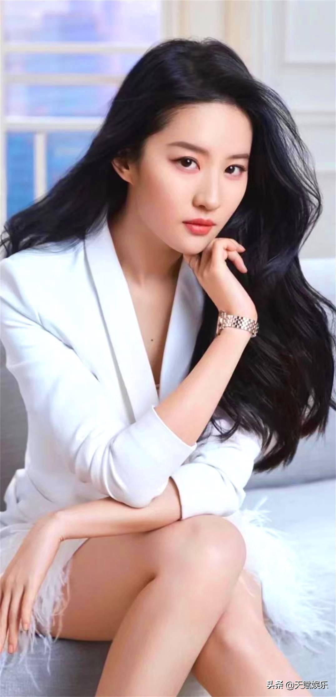 原创娱乐圈影视女演员歌手刘亦菲写真相片四