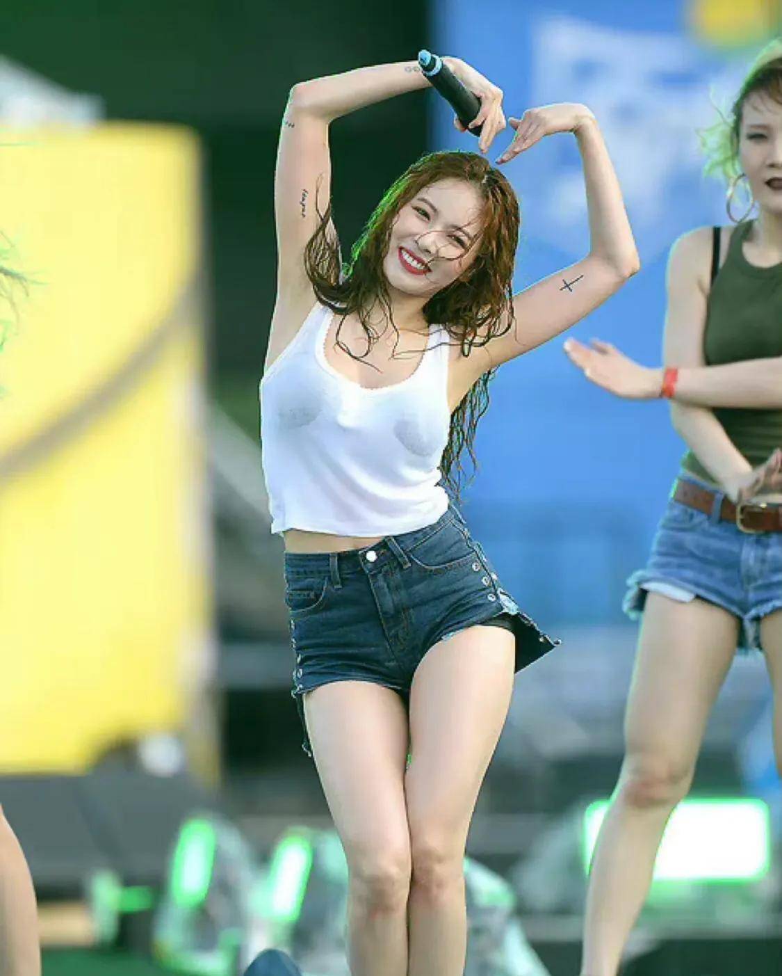 性感小野马-金泫雅(图集)_wonder_girls_组合