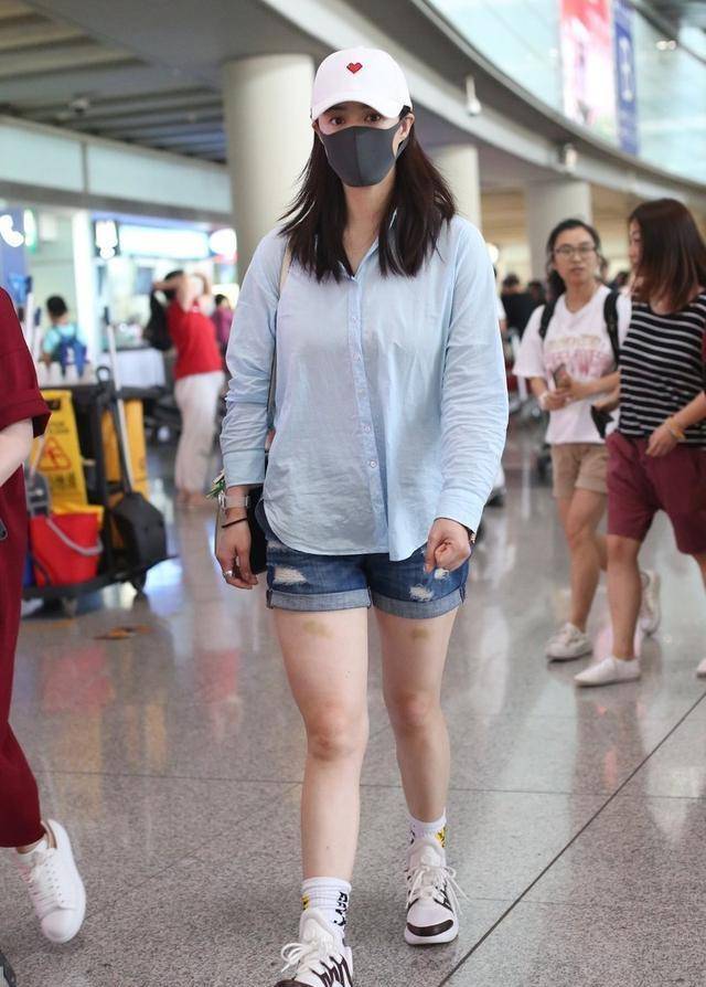 原创微胖身材咋穿衬衫更好看跟蒋欣学不踩雷简约搭配气质更好