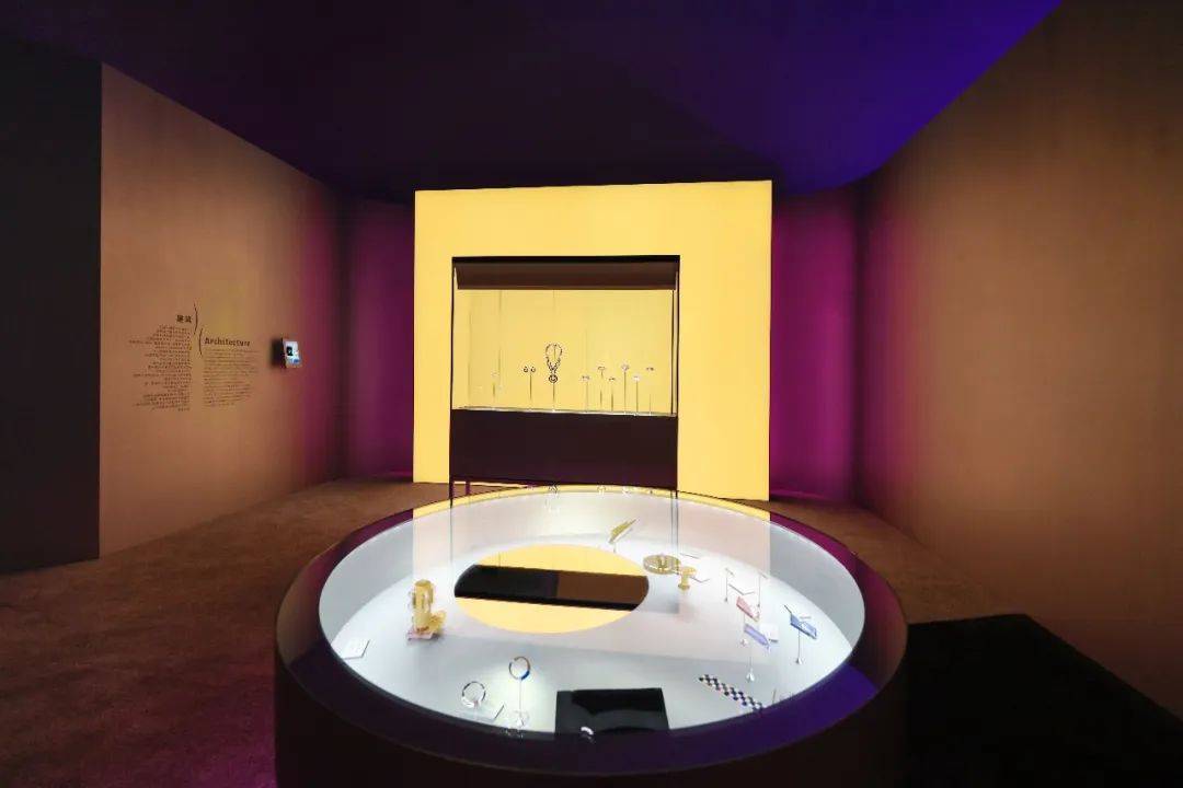 ����֮������Ϻ�������ű������Ʒ����չ����Խ���������