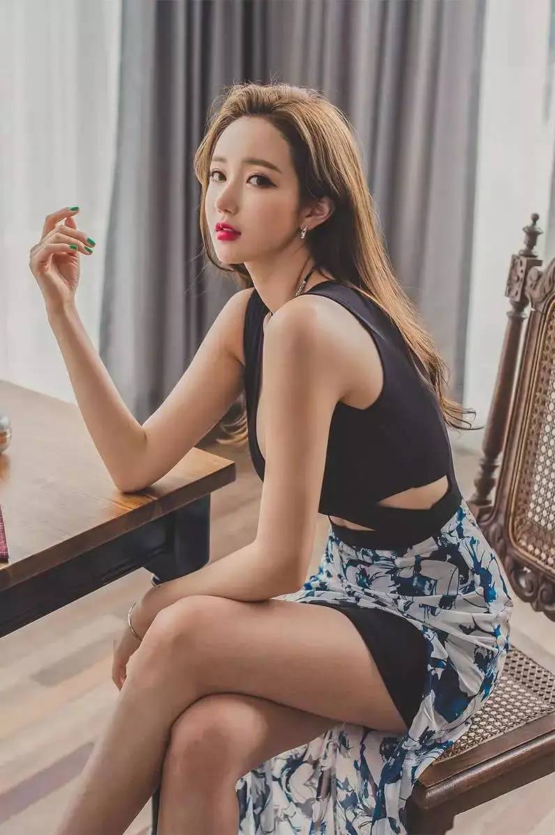 孙允珠,李妍静,朴正允,韩国三大网红美女养成记_网友_照片_中国