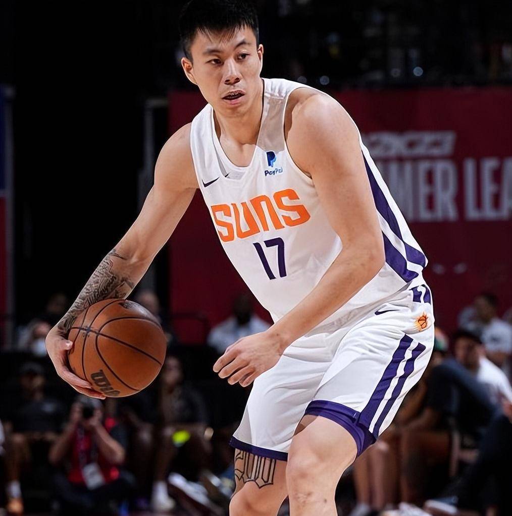 网友纷纷留言祝福中国男篮,祝贺姚明和杜锋培养出如此优秀的球员,中国