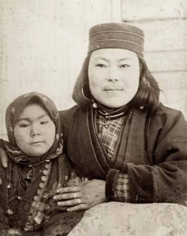 晚清年间的库页岛,原住民阿伊努人_inau_日本_人口