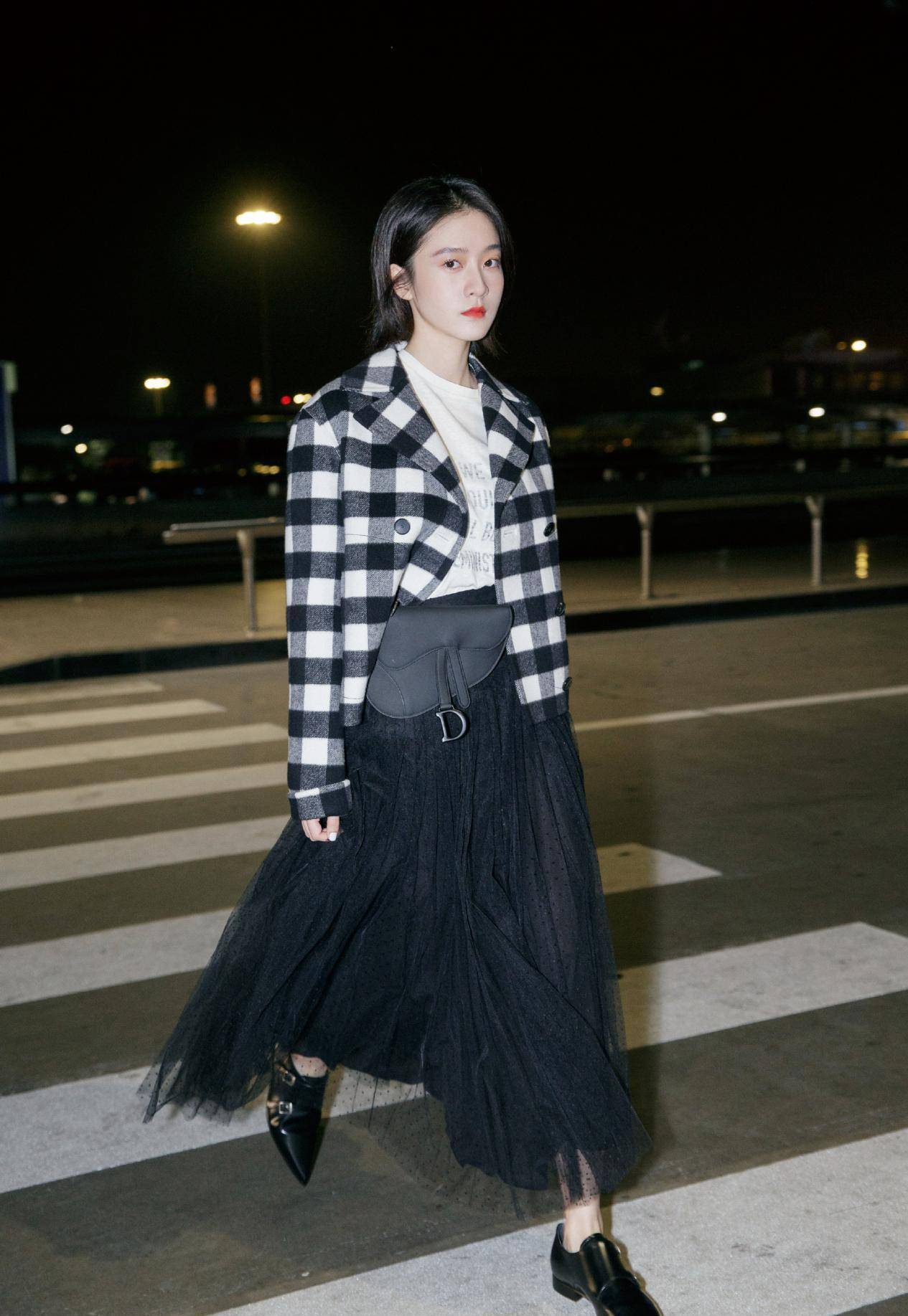 原创张雪迎彩虹裙太耀眼如丝长裙灵动飘逸不愧是气质小花