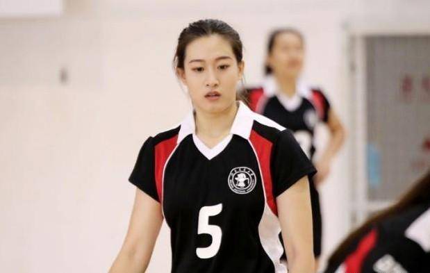 不去娱乐圈转投大学排球,网友:真美_王雪婷_球员_比赛