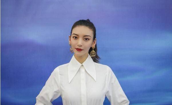 金晨,被张艺谋邀请参加北京奥运,在《完美伴侣》中被吐槽_尤靖茹_李玉