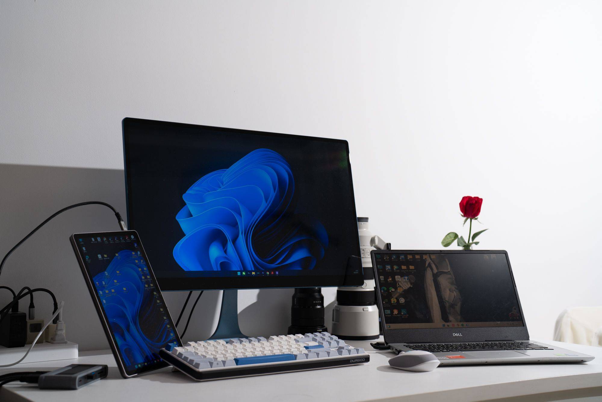 显示器竟能这么薄雕塑家m24q显示器体验