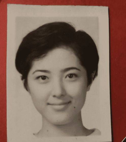 70年代高中毕业证件照图片