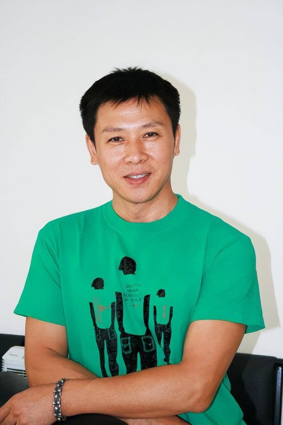 胡亚捷与汤静:相互"嫌弃"的婚姻,越吵感情越牢固_唐静_生活_什么