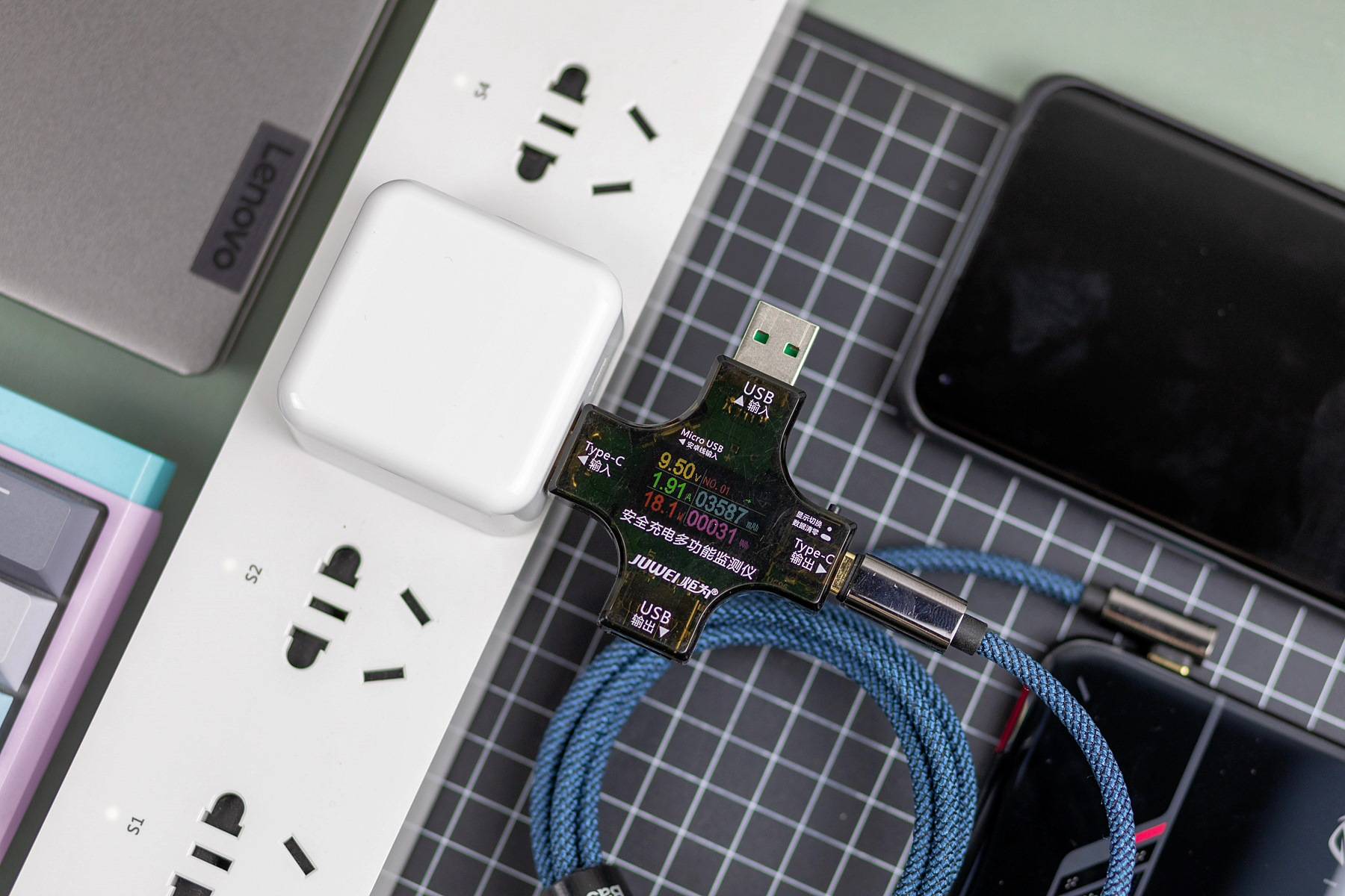 素乐35W氮化镓双C充电器,轻量化设计,又一款苹果平替好产品